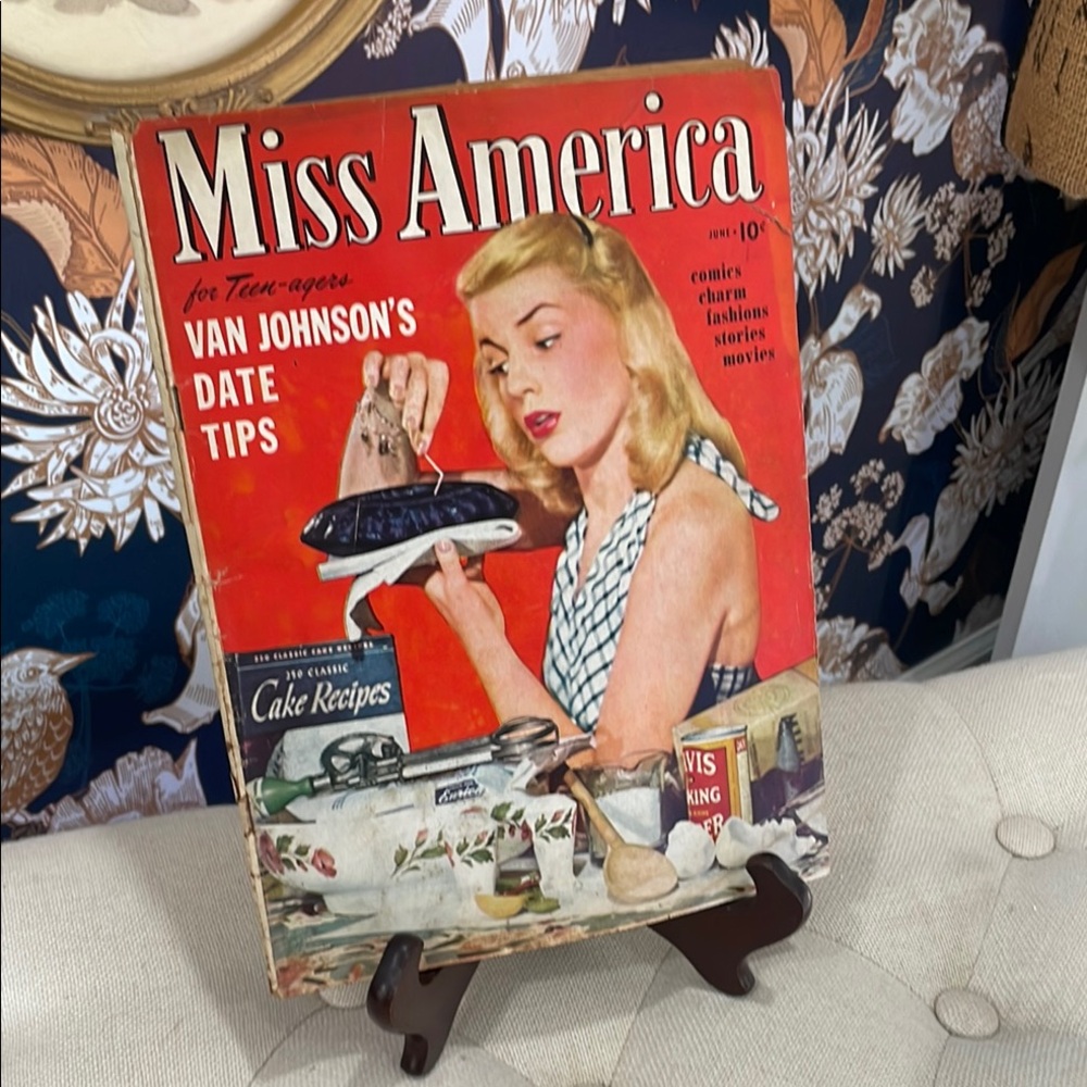 1945 Vintage Miss America Magazine with Red Cover